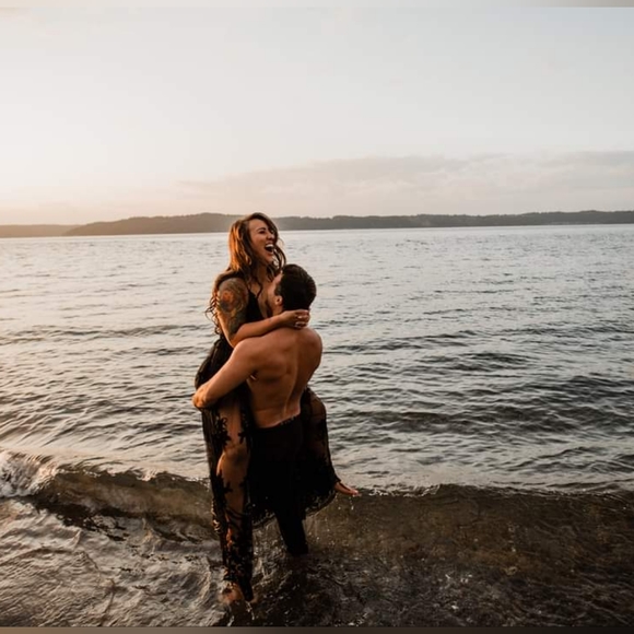 Meet your Posher, Jennifer - Picture 3 of 9